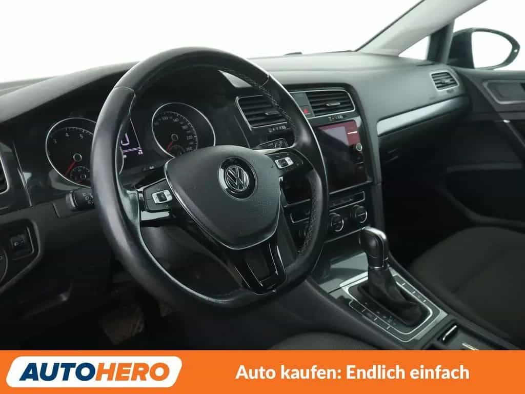 Volkswagen Golf VII 1.4 TSI Comfortline BM Aut.*NAV*PDC*SHZ 03/2017-photo-10