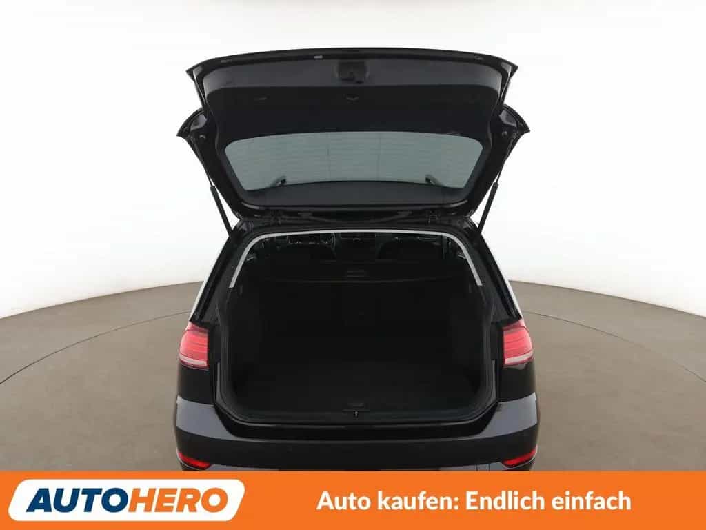 Volkswagen Golf VII 1.4 TSI Comfortline BM Aut.*NAV*PDC*SHZ 03/2017-photo-16