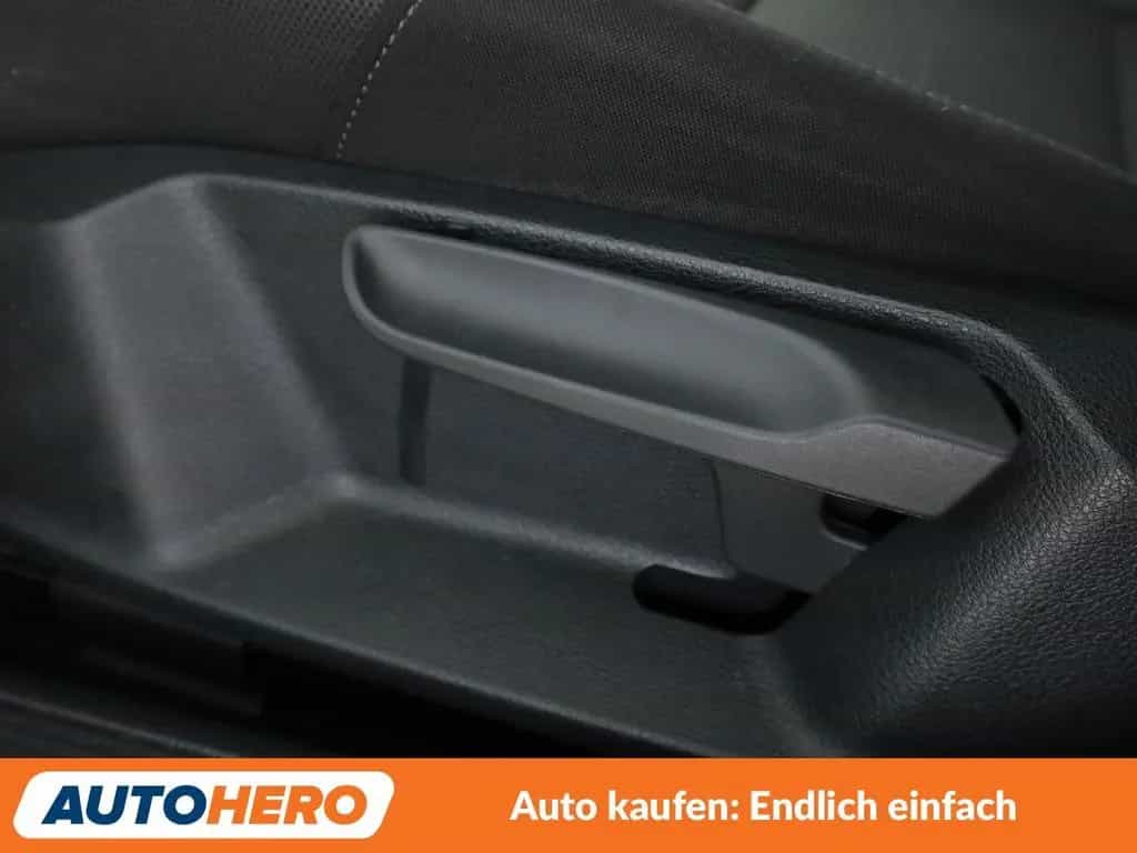 Volkswagen Golf VII 1.4 TSI Comfortline BM Aut.*NAV*PDC*SHZ 03/2017-photo-29