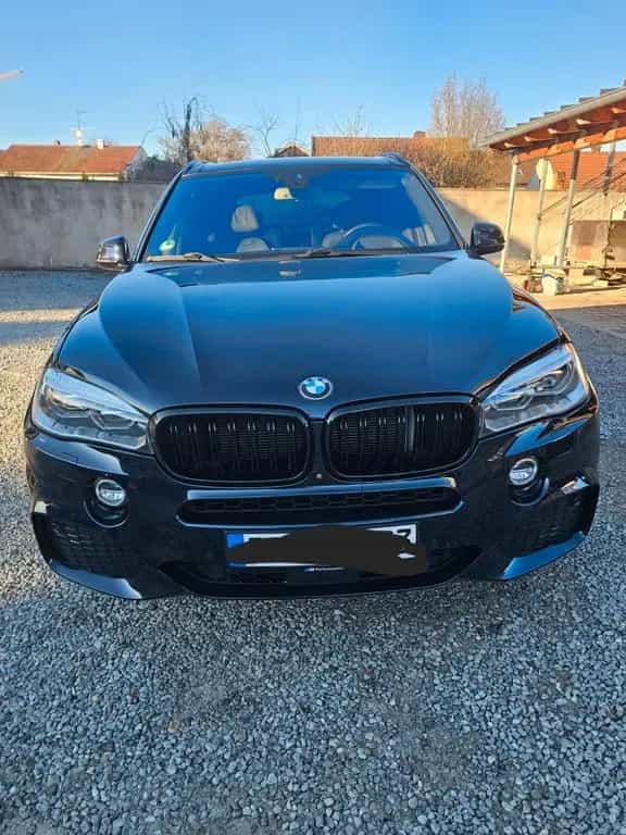 BMW X5 XDrive30d-M Soft Close ACC LED H&K HUD360 01/2018-photo-1