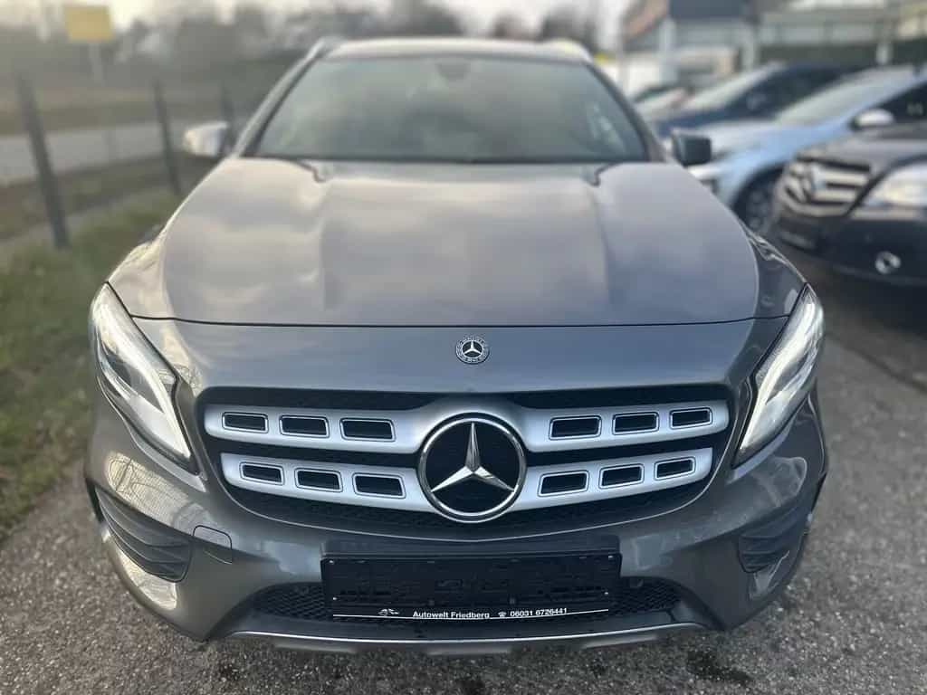 Mercedes-Benz GLA 250 AMG Line 4Matic PANO/KAMERA/GARANTIE 02/2019-photo-1