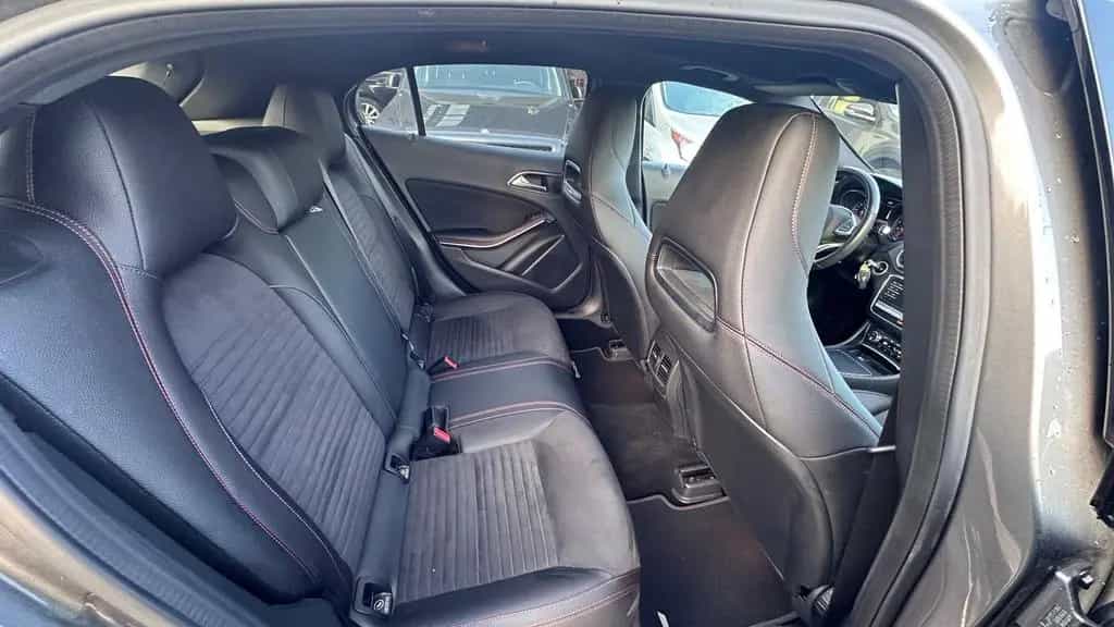 Mercedes-Benz GLA 250 AMG Line 4Matic PANO/KAMERA/GARANTIE 02/2019-photo-13