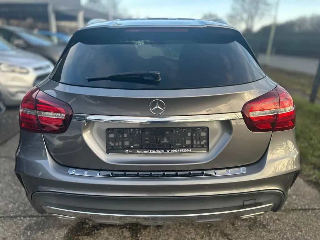 Mercedes-Benz GLA 250 AMG Line 4Matic PANO/KAMERA/GARANTIE 02/2019-photo-5