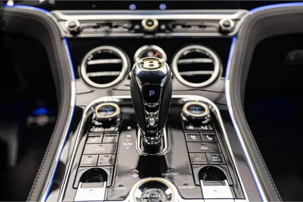 Bentley Continental W12 6.0 635 CH 03/2019-photo-13