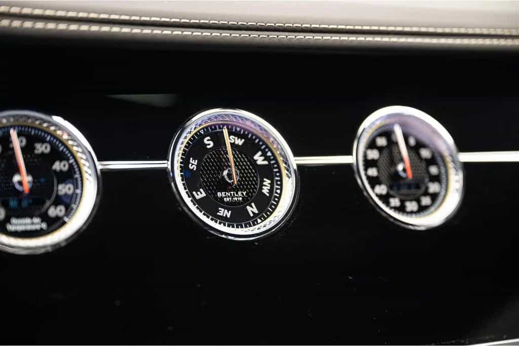 Bentley Continental W12 6.0 635 CH 03/2019-photo-14