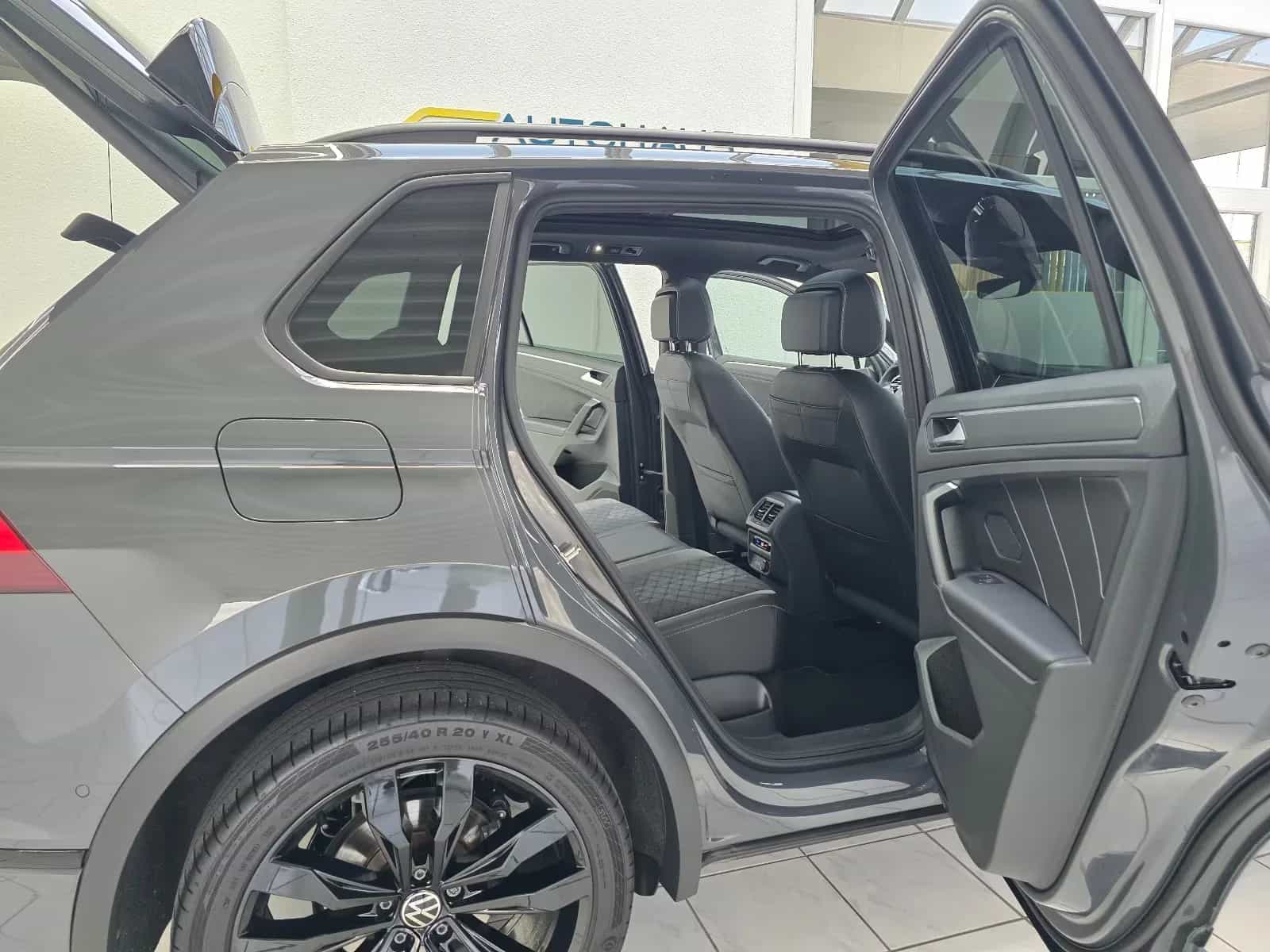 Volkswagen Tiguan Allspace 12/2022-photo-18