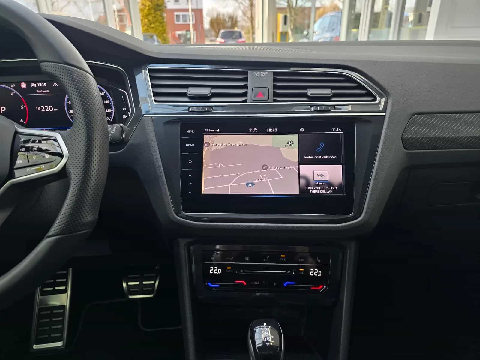 Volkswagen Tiguan Allspace 12/2022-photo-28