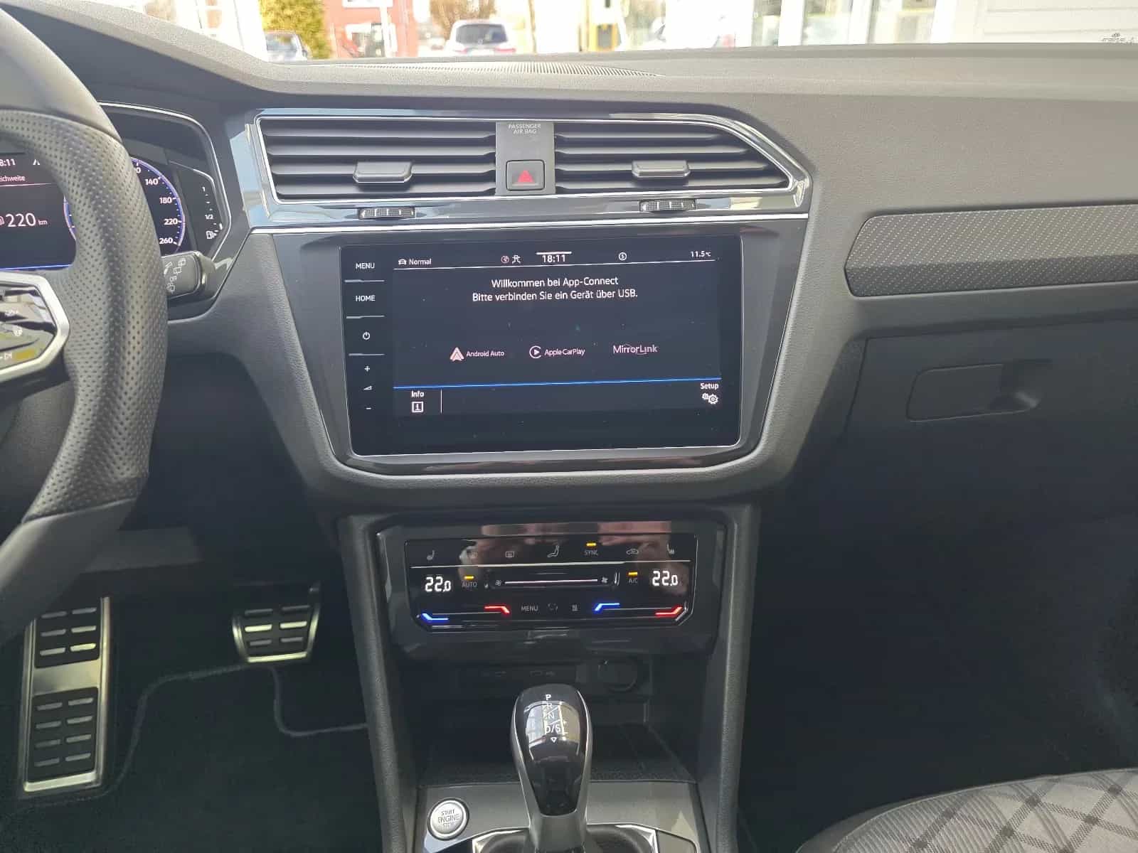 Volkswagen Tiguan Allspace 12/2022-photo-32