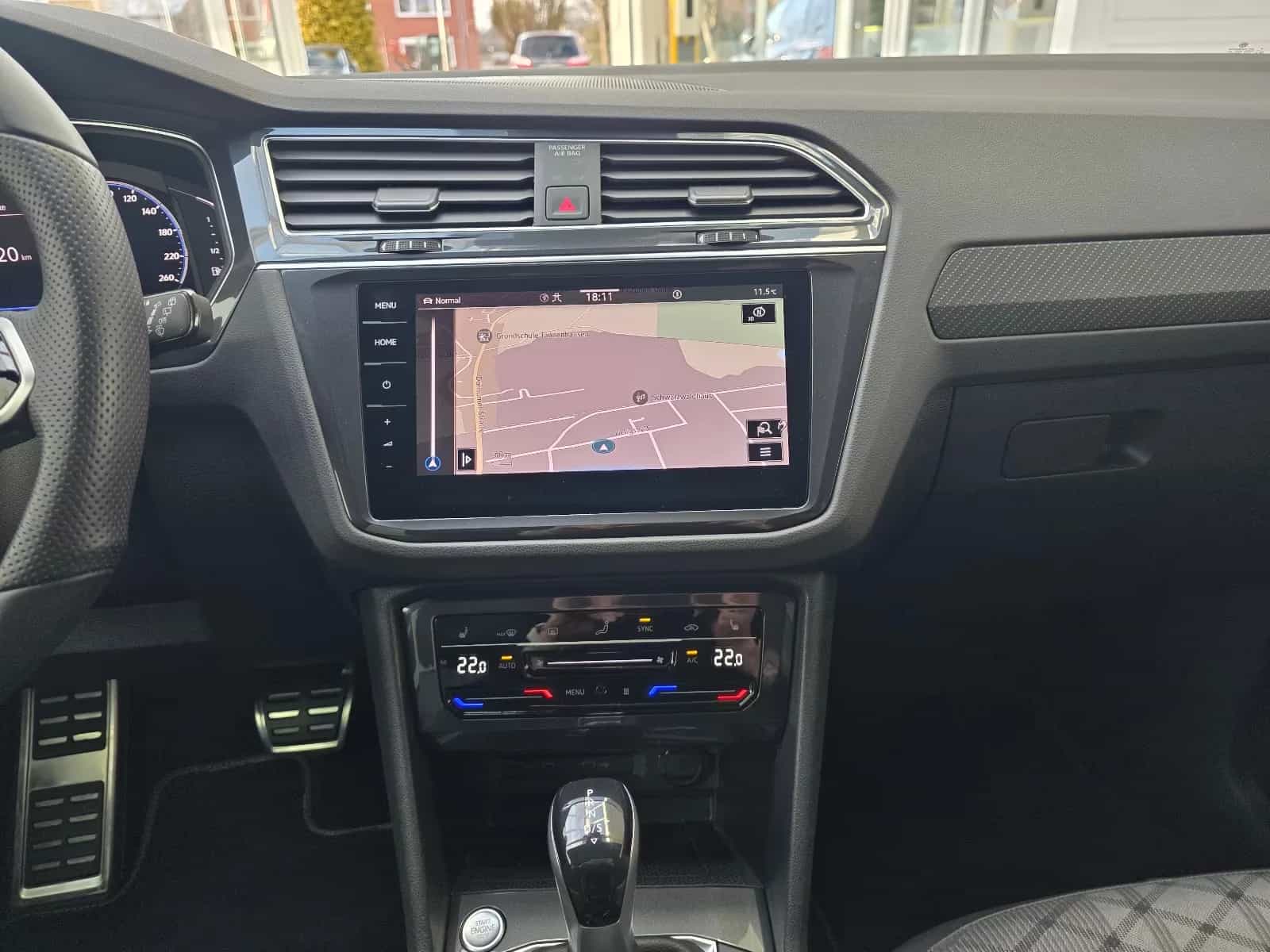 Volkswagen Tiguan Allspace 12/2022-photo-33
