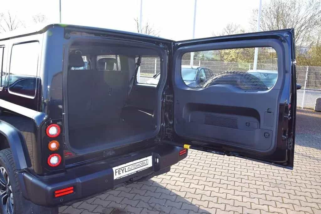 BAW 212 2.0 Diesel AUTOMATIK, Seilwinde,.... 04/2026-photo-24