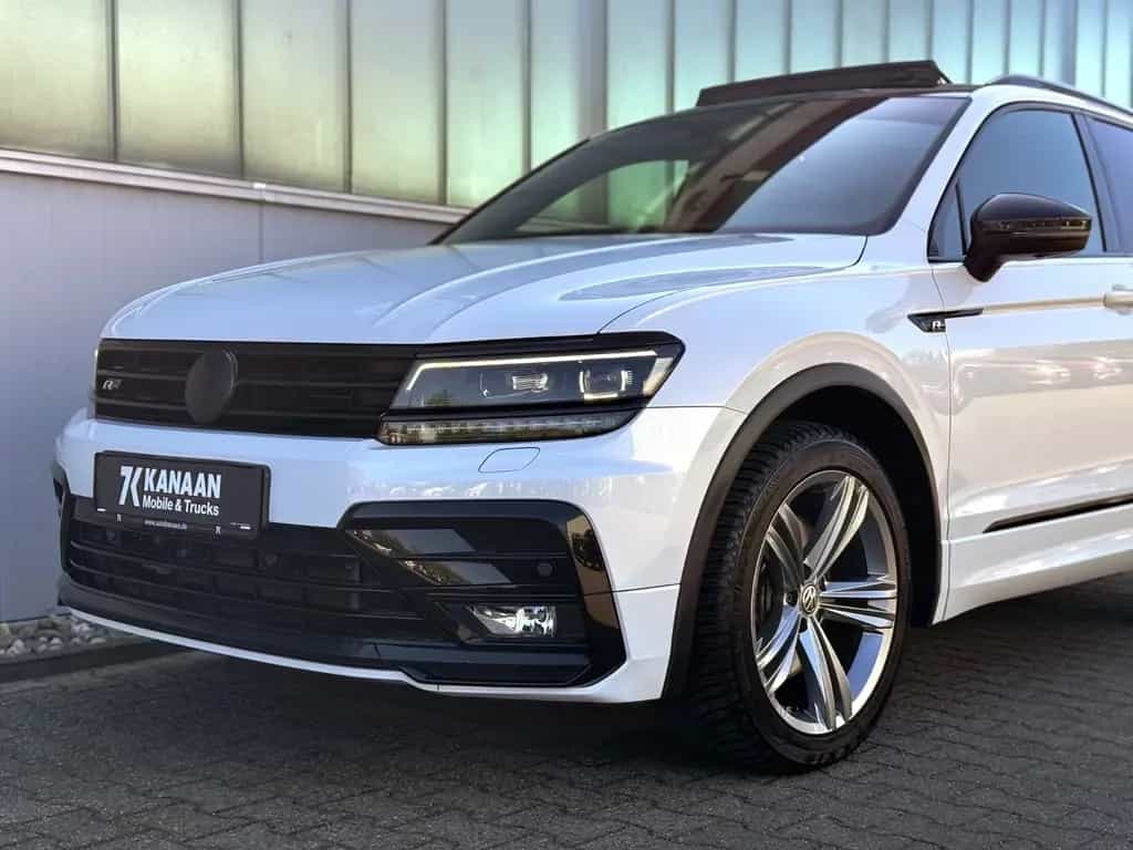 Volkswagen Tiguan 2.0TSI 4Motion Highline R-LINE *PANO|AHK* 05/2018-photo-1