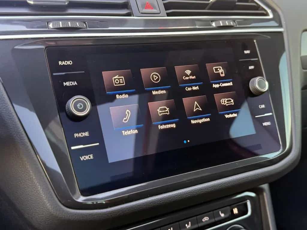 Volkswagen Tiguan 2.0TSI 4Motion Highline R-LINE *PANO|AHK* 05/2018-photo-21