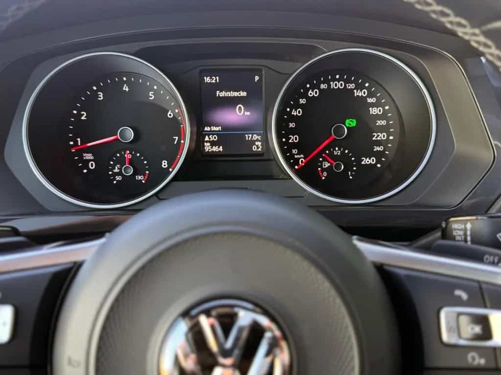 Volkswagen Tiguan 2.0TSI 4Motion Highline R-LINE *PANO|AHK* 05/2018-photo-26