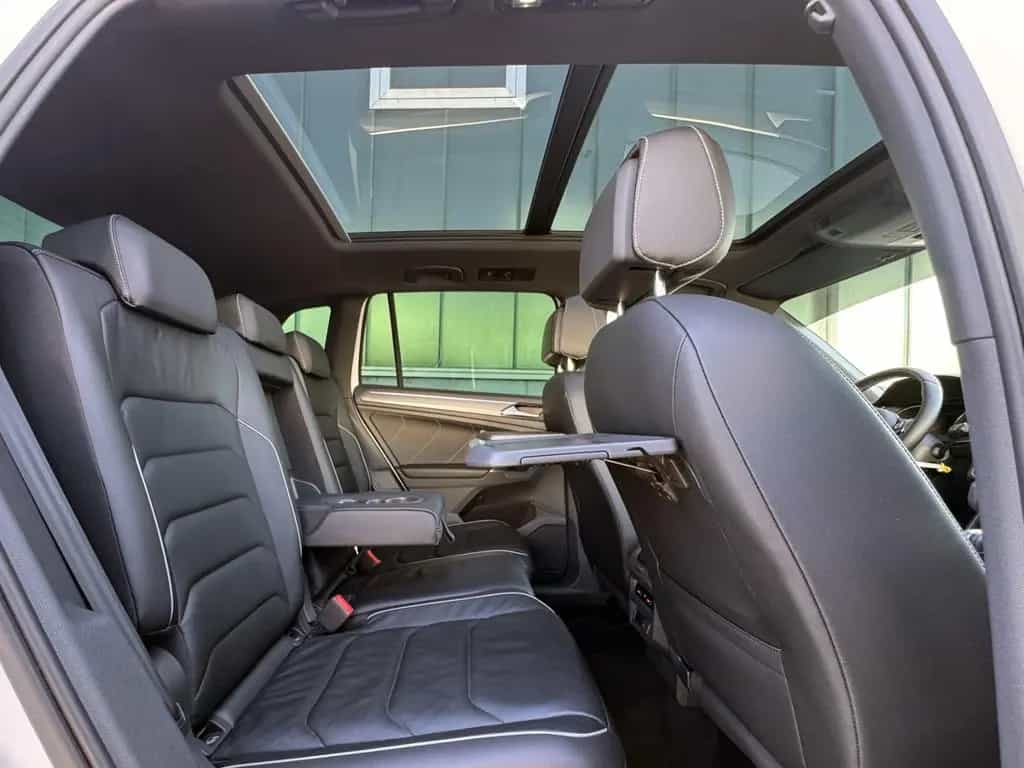 Volkswagen Tiguan 2.0TSI 4Motion Highline R-LINE *PANO|AHK* 05/2018-photo-28