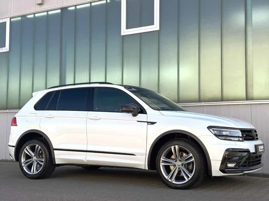 Volkswagen Tiguan 2.0TSI 4Motion Highline R-LINE *PANO|AHK* 05/2018-photo-31