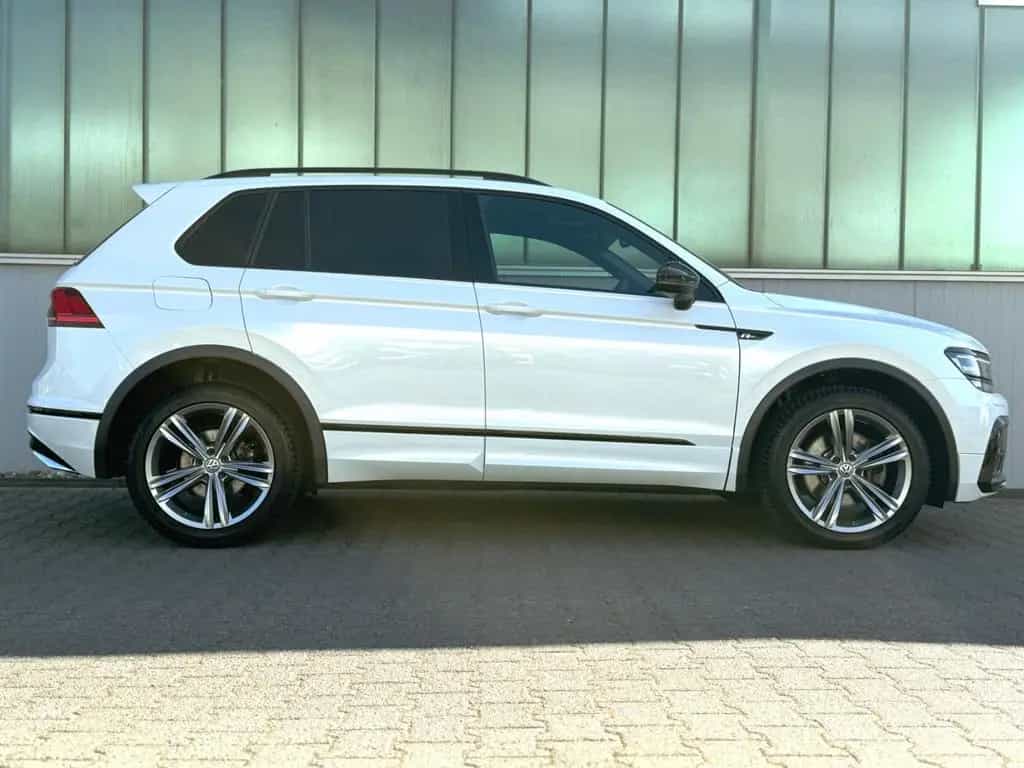 Volkswagen Tiguan 2.0TSI 4Motion Highline R-LINE *PANO|AHK* 05/2018-photo-33