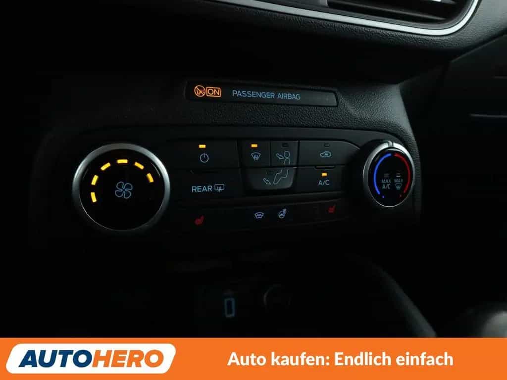 Ford Focus 1.0 EcoBoost Cool&Connect*NAVI*TEMPO*PDC* 04/2019-photo-21