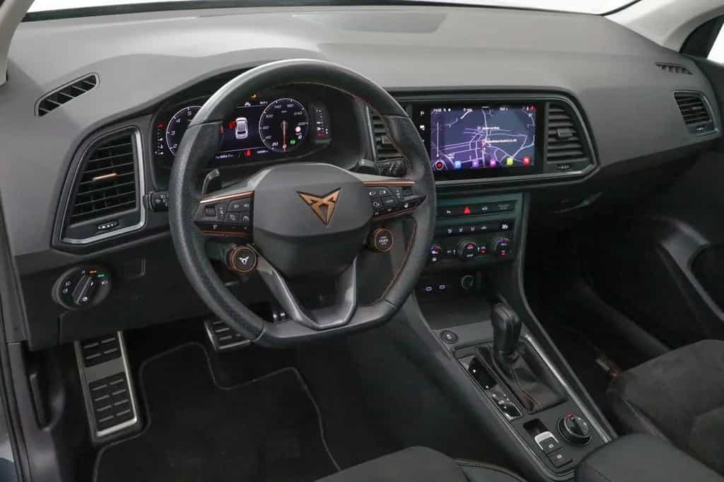 Cupra Ateca 1.5 TSI DSG AHK Navi ACC Kamera Virtual 02/2024-photo-14