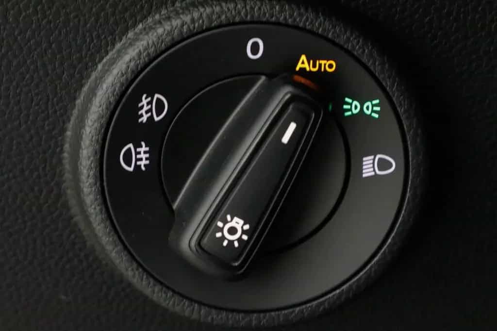 Cupra Ateca 1.5 TSI DSG AHK Navi ACC Kamera Virtual 02/2024-photo-23