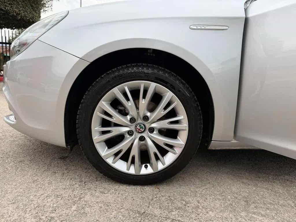 Alfa Romeo Giulietta 1.6 JTDm 120 CV Super 04/2017-photo-11