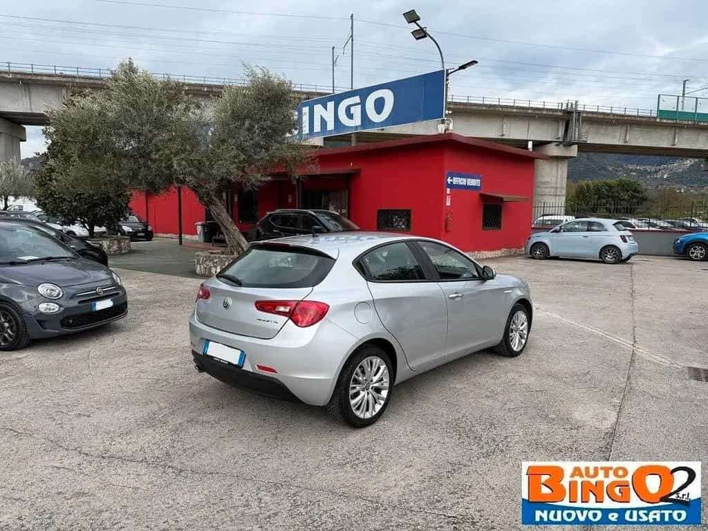 Alfa Romeo Giulietta 1.6 JTDm 120 CV Super 04/2017-photo-2