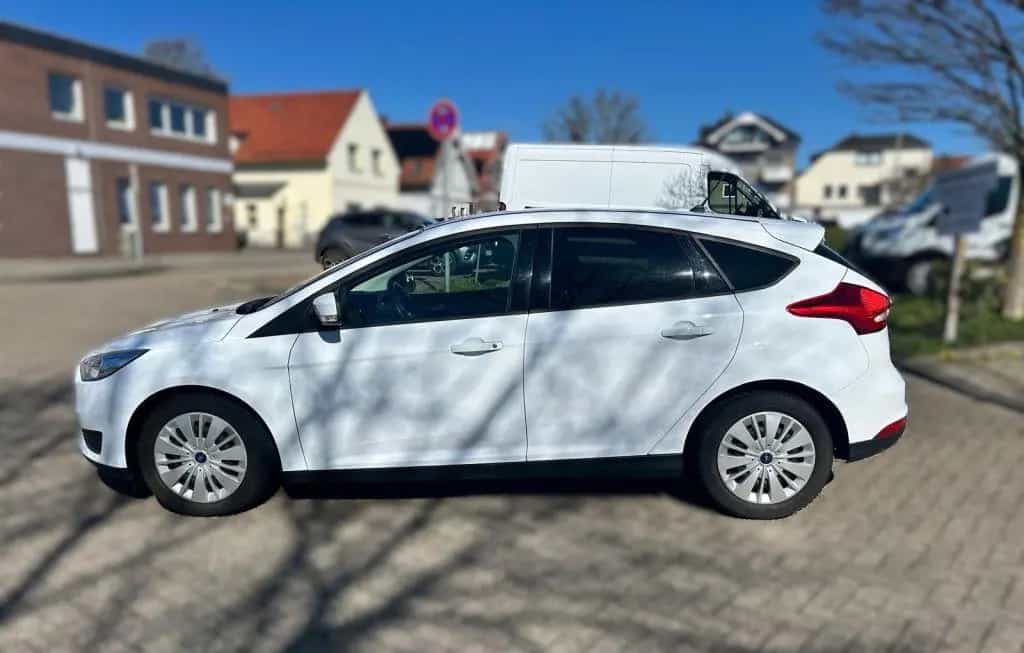 Ford Focus 1.0 EcoBoost Start-Stopp-System Trend 12/2017-photo-1