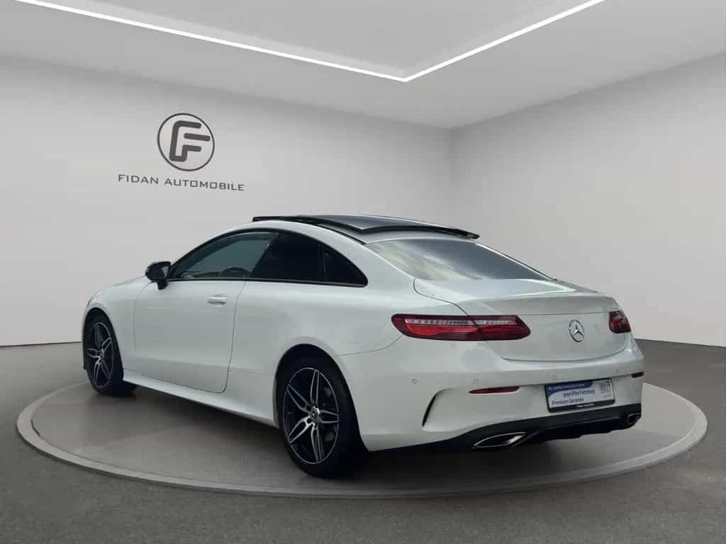 Mercedes-Benz E 200 Coupe AMG-Line*Pano*Night*Wide*Burmester* 01/2019-photo-2