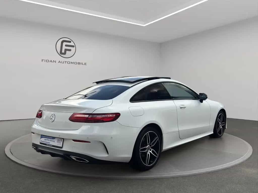 Mercedes-Benz E 200 Coupe AMG-Line*Pano*Night*Wide*Burmester* 01/2019-photo-4