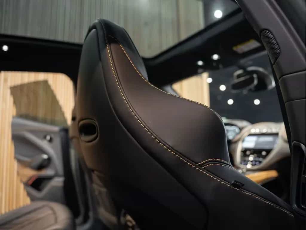 Aston Martin DBX V8 707 Keramisch Stoelventilatie 4.0 V8 707 09/2023-photo-34