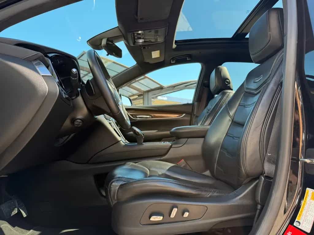 Cadillac XT5 Platinum AWD AHK/PANO/ACC/HUD/CAM 10/2018-photo-14