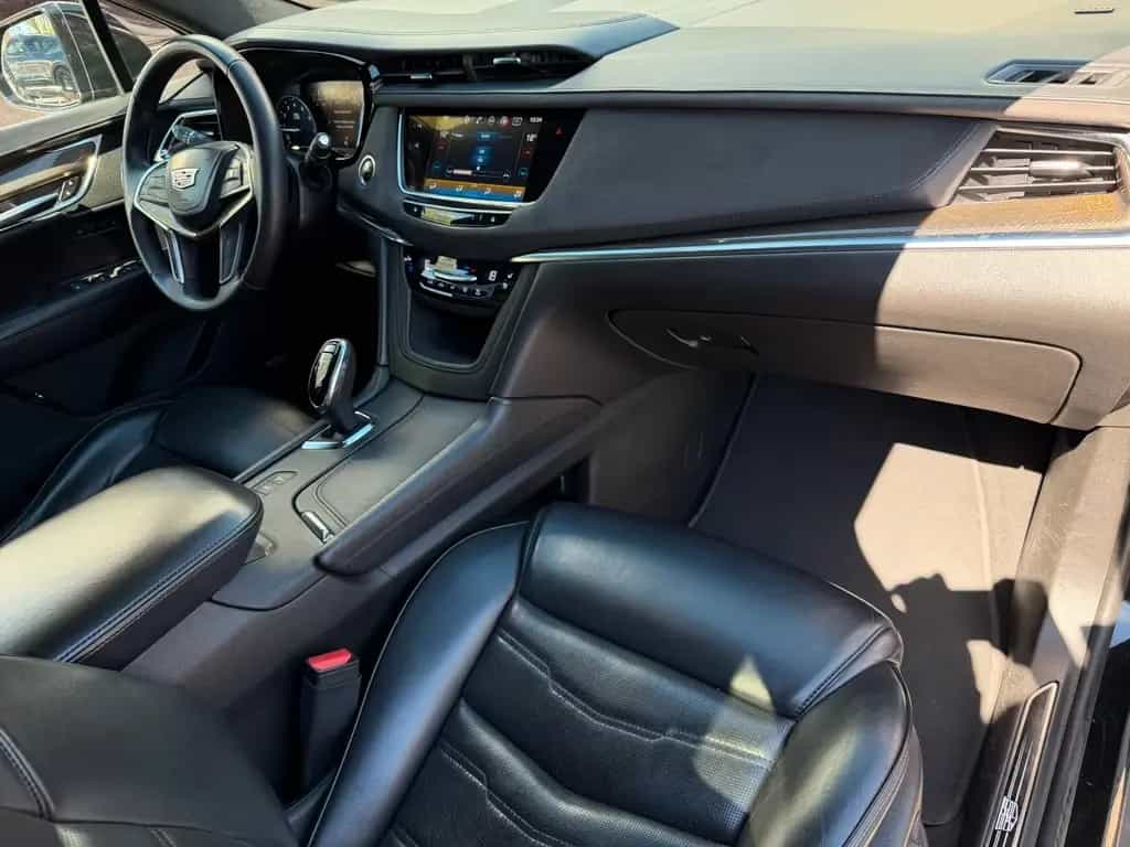 Cadillac XT5 Platinum AWD AHK/PANO/ACC/HUD/CAM 10/2018-photo-17