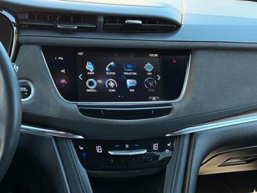 Cadillac XT5 Platinum AWD AHK/PANO/ACC/HUD/CAM 10/2018-photo-27