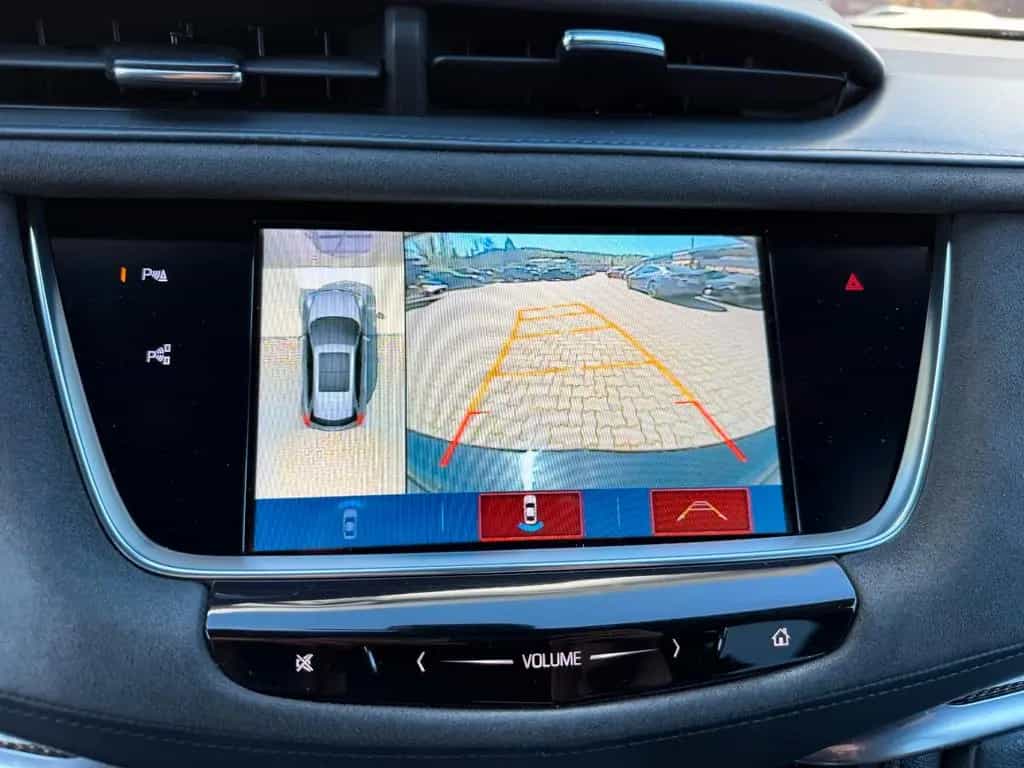 Cadillac XT5 Platinum AWD AHK/PANO/ACC/HUD/CAM 10/2018-photo-28