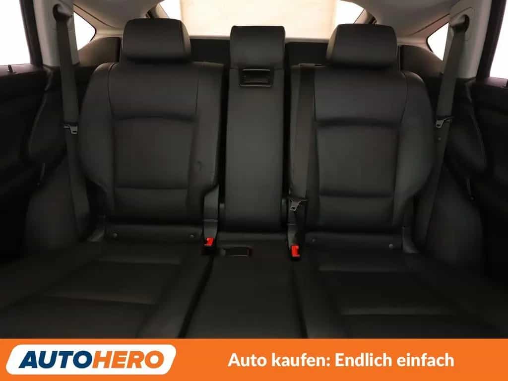 BMW 5 Series 08/2015-photo-15