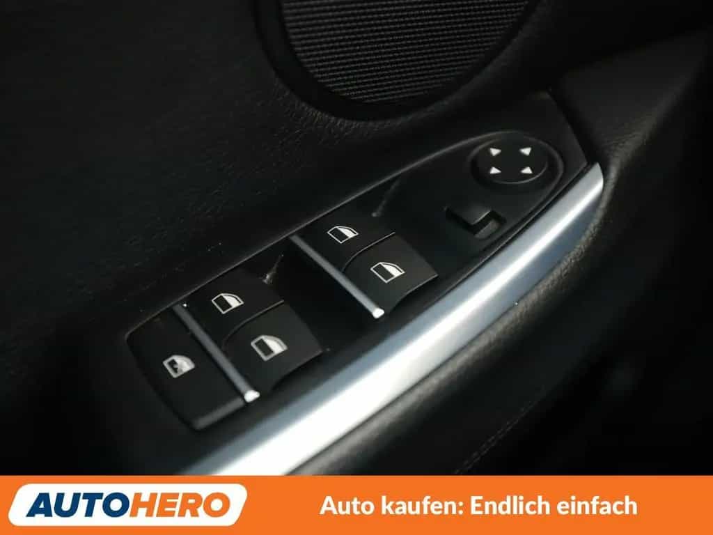 BMW 5 Series 08/2015-photo-23