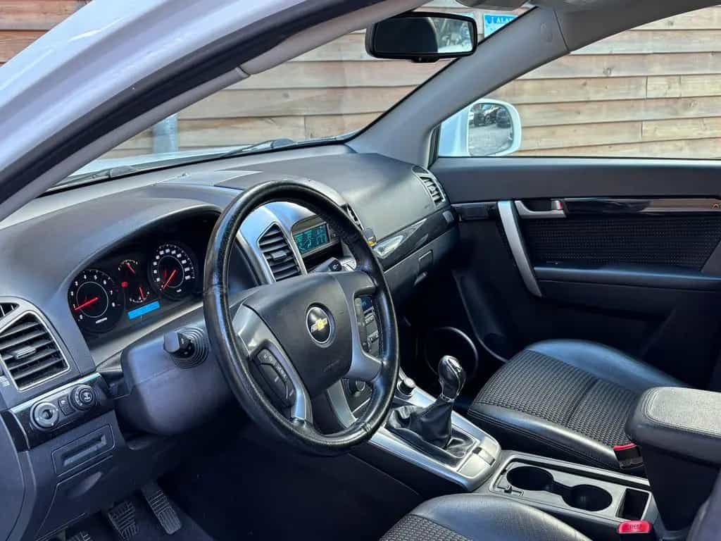 Chevrolet Captiva 2.4 LT 2WD Klima AHK 7Sitze PDC 01/2012-photo-20