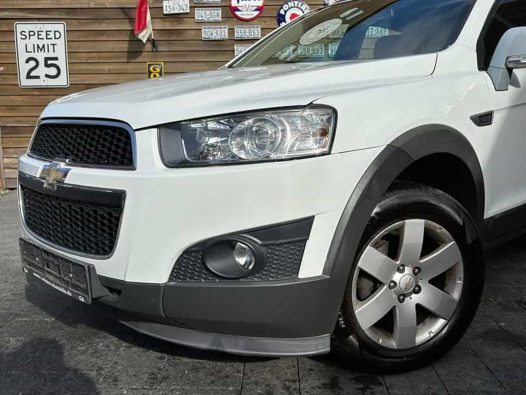 Chevrolet Captiva 2.4 LT 2WD Klima AHK 7Sitze PDC 01/2012-photo-6