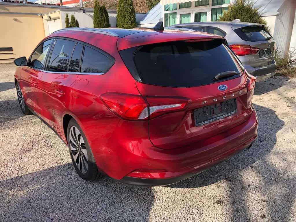 Ford Focus Turnier Cool & Connect PANORAMA,AHK,PDC,AL 11/2020-photo-1