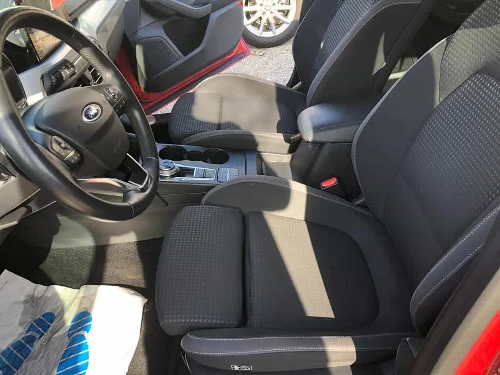 Ford Focus Turnier Cool & Connect PANORAMA,AHK,PDC,AL 11/2020-photo-10