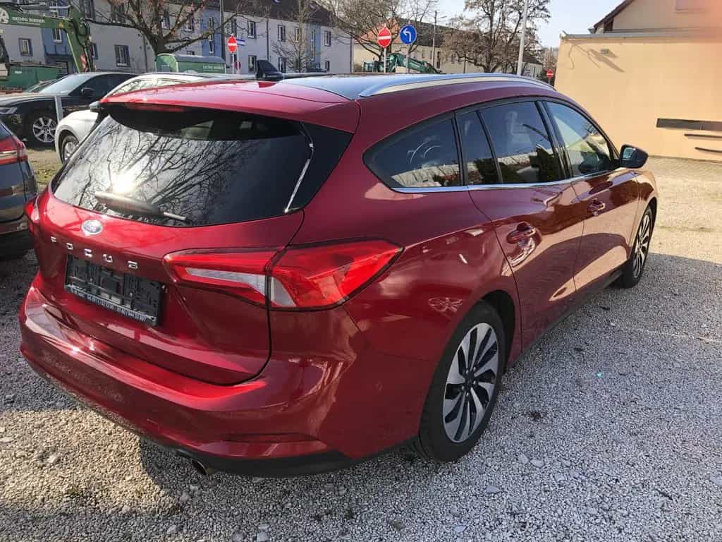Ford Focus Turnier Cool & Connect PANORAMA,AHK,PDC,AL 11/2020-photo-3