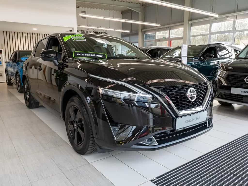 Nissan Qashqai 1.3DIG-T MHEV 4x4 Tekna CVT ACC+LED+Navi 03/2022-photo-4