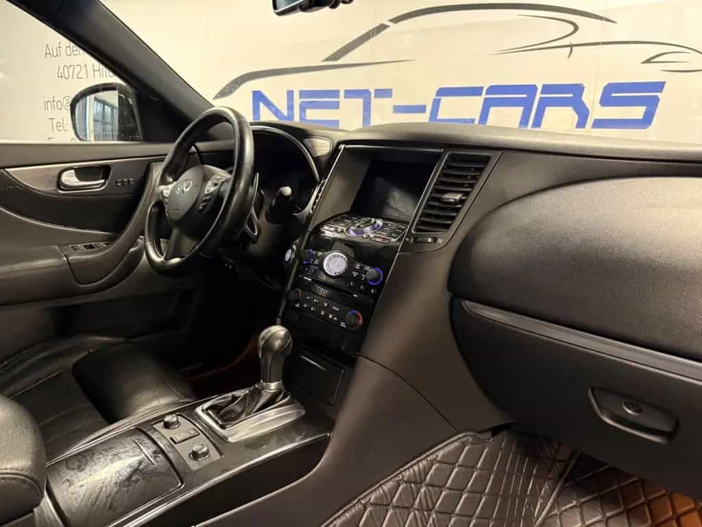 Infiniti FX 30d V6 Premium S*AWD*Leder*NAVi+Kamera*VOLL 11/2010-photo-2