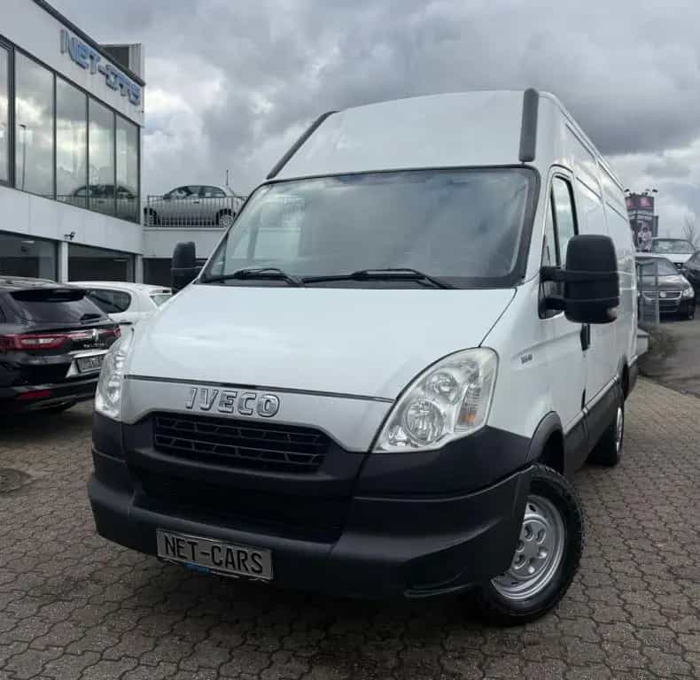 Iveco Daily 2.2d 35S13 Kasten Lang&Hoch*L3H3*AHK 06/2013-photo-12