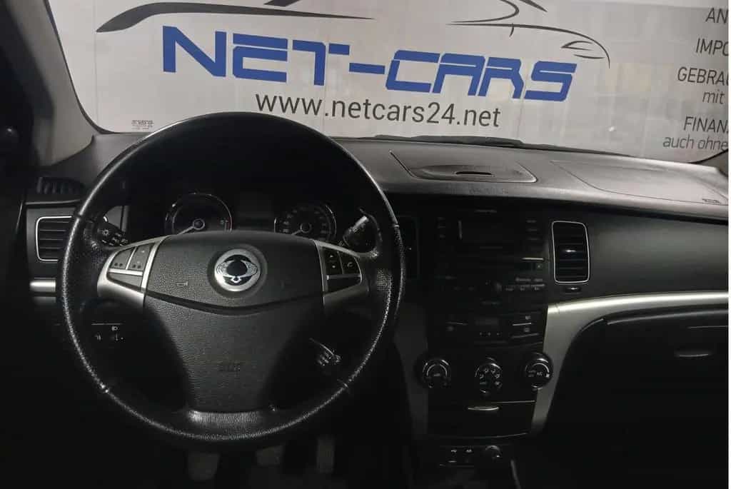 Ssangyong Korando Sapphire 4WD*LEDER*AHK 01/2012-photo-4