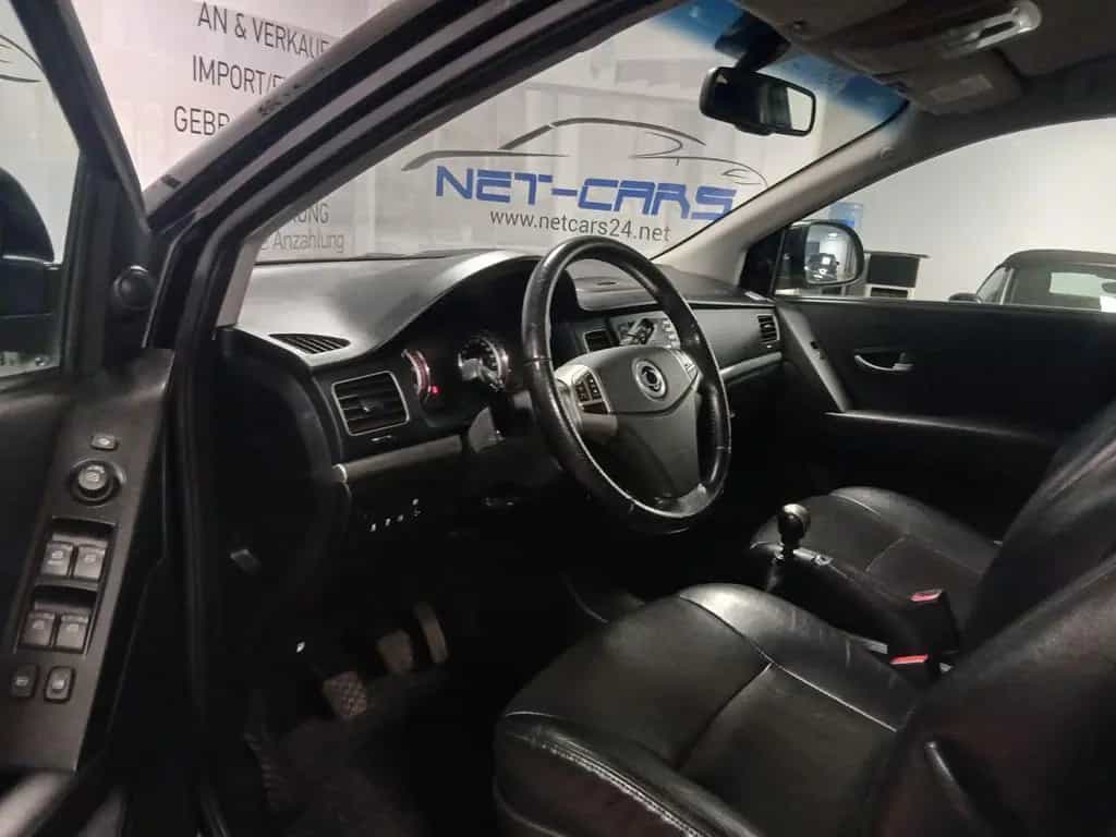 Ssangyong Korando Sapphire 4WD*LEDER*AHK 01/2012-photo-8