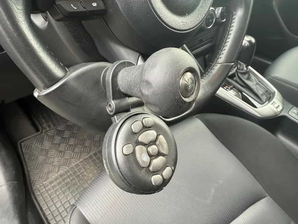 Mazda CX-3 Exclusive-Line (Behindertengerecht) 11/2017-photo-18
