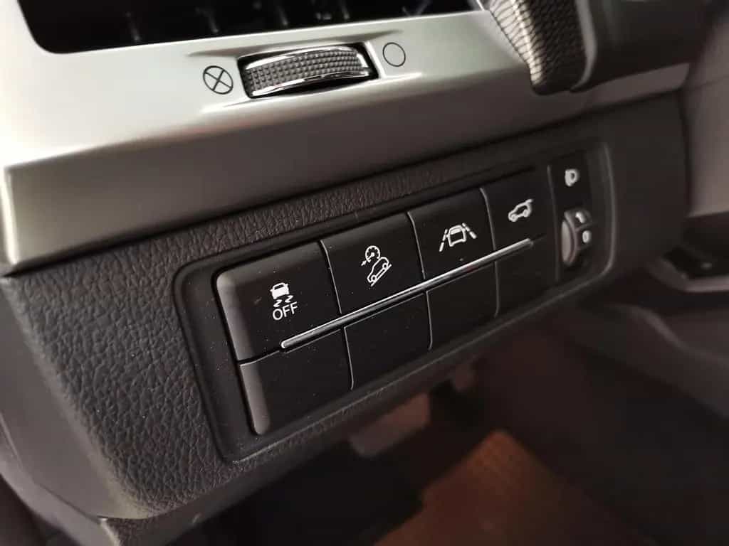 Ssangyong REXTON 2.2 Sapphire 4x4 LED|Navi|ACC 04/2021-photo-14