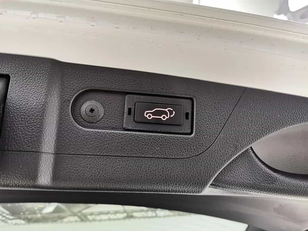 Ssangyong REXTON 2.2 Sapphire 4x4 LED|Navi|ACC 04/2021-photo-24