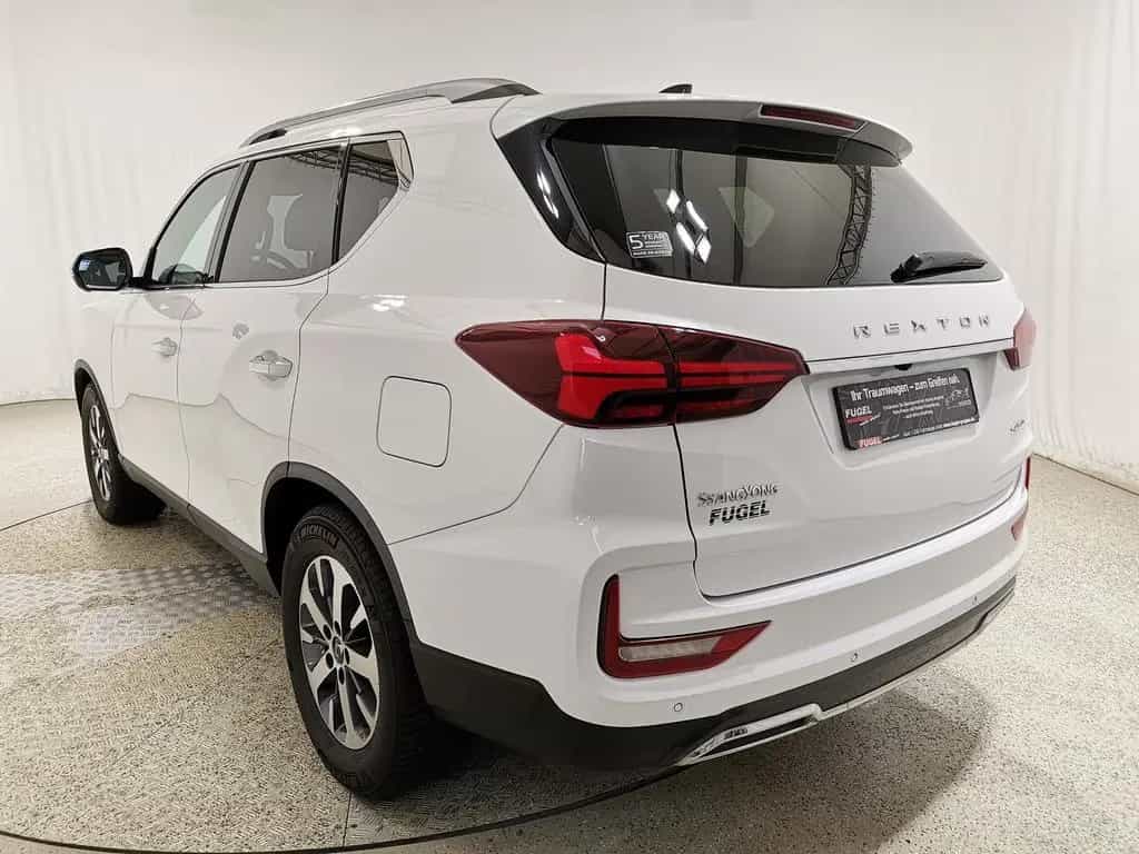 Ssangyong REXTON 2.2 Sapphire 4x4 LED|Navi|ACC 04/2021-photo-4