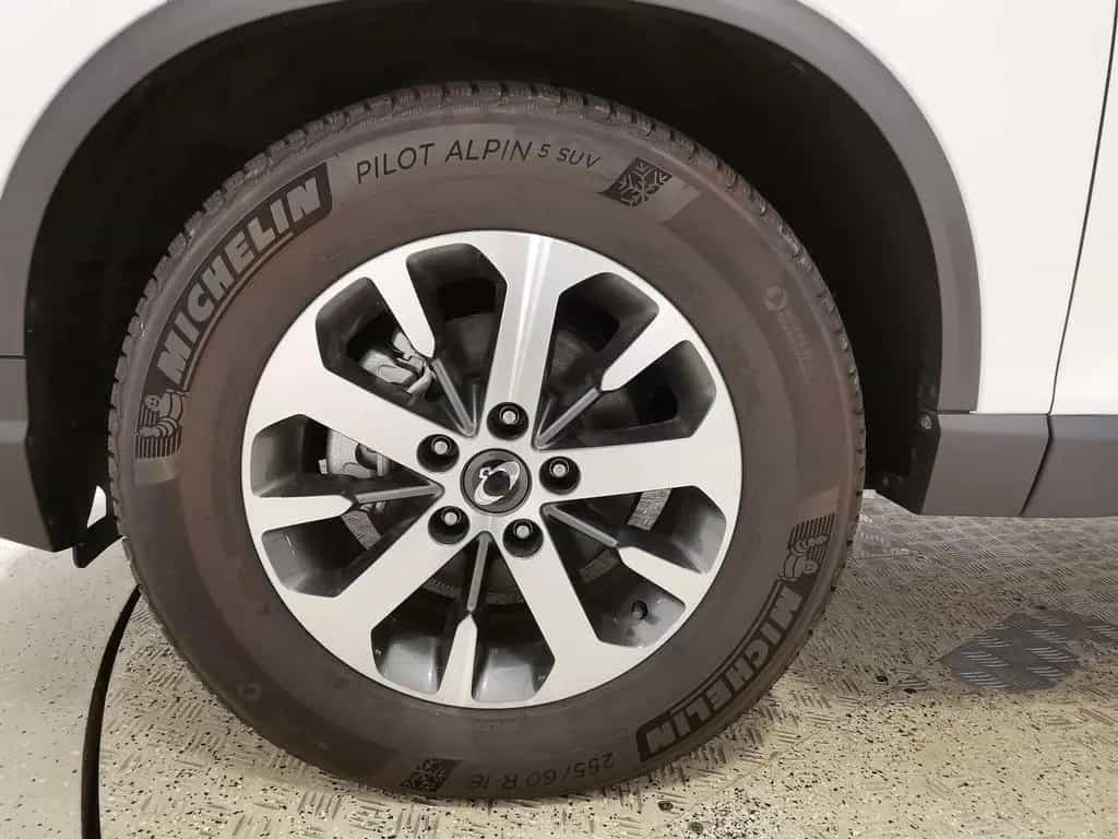 Ssangyong REXTON 2.2 Sapphire 4x4 LED|Navi|ACC 04/2021-photo-8